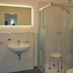 Avalon Bellevue 3*