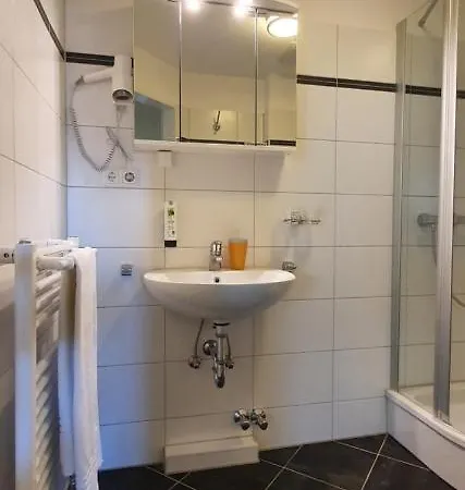 Отель Avalon Bellevue
