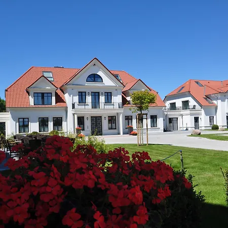 ホテル Avalon Bellevue フェーマルン