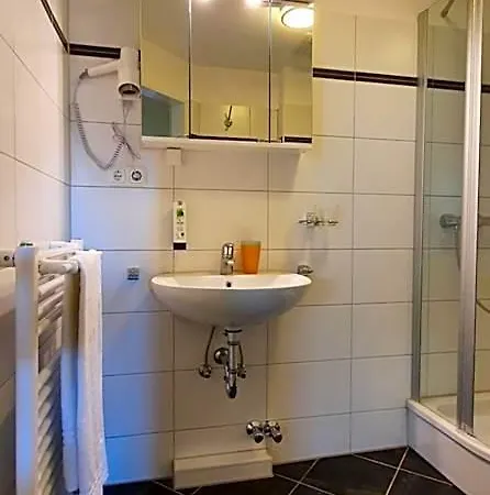Avalon Bellevue Отель 3*