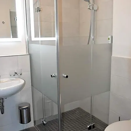 Отель Avalon Bellevue 3*