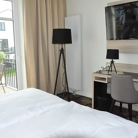 Avalon Bellevue Отель Фемарн