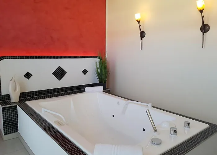 Avalon Bellevue フェーマルン